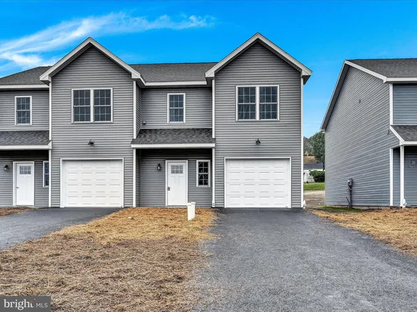 34 Willow St, Cressona, PA 17929