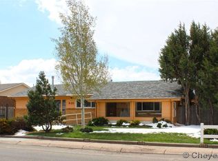 935 Carlson St, Cheyenne, WY 82009