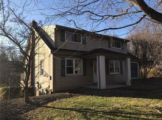 1607 Universal Rd, Pittsburgh, PA 15235