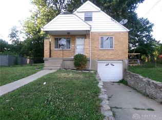 1031 Woodbriar Ln, Cincinnati, OH 45238