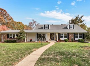 622 Claymont Estates Dr, Chesterfield, MO