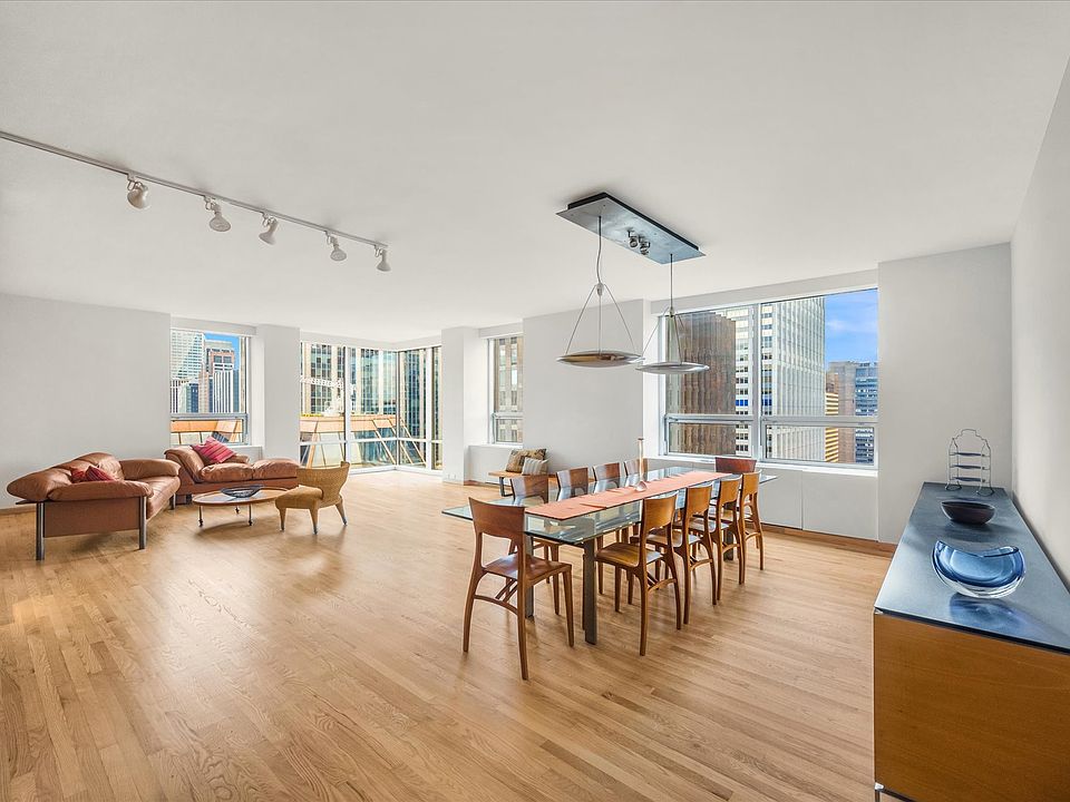 1st image of 15 W 53rd St #40D