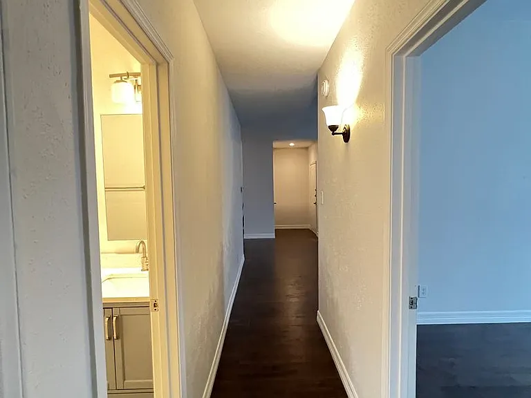 10432 High Hollows Dr #L — Photo 14