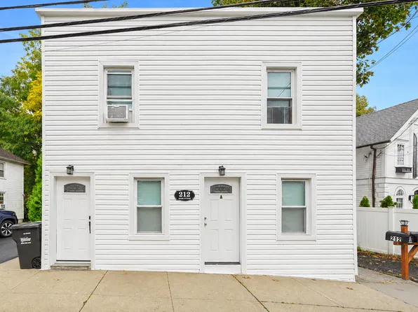 212 Davis Ave #C, Greenwich, CT 06830