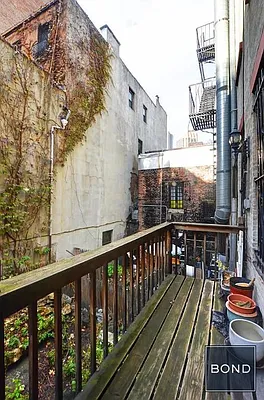 Rented by Bond New York | media 7