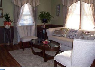 29 Brown Dr, Hamilton, NJ 08690