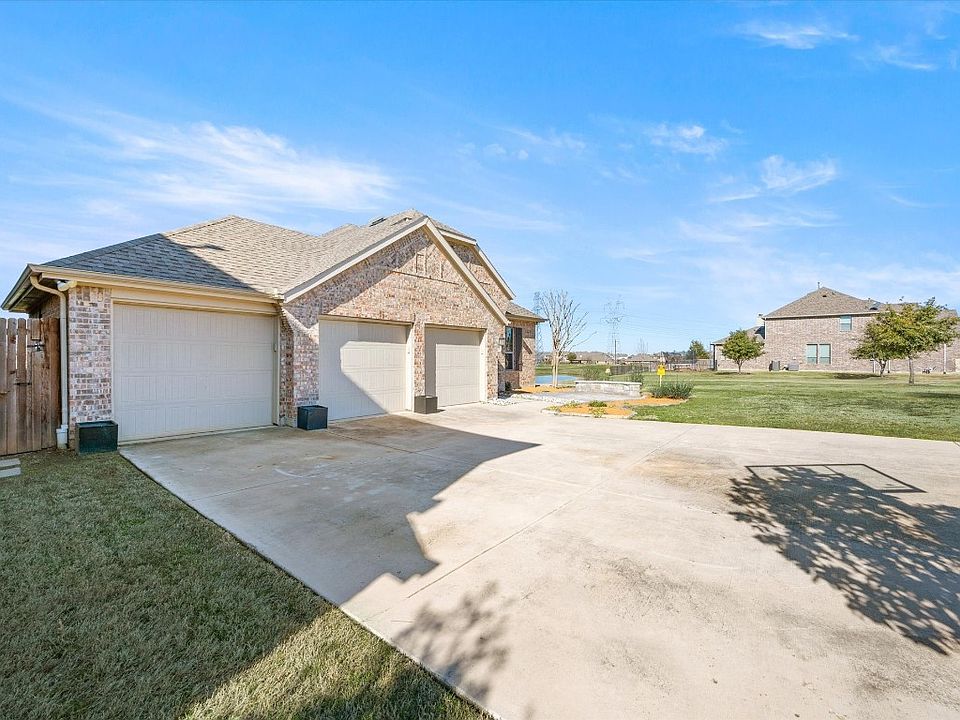 14713 Seventeen Lakes Blvd, Roanoke, TX 76262 Zillow