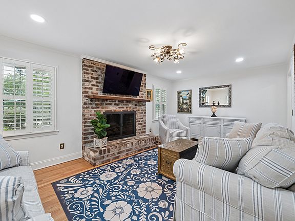 5th image of 1244 Cornwallis Dr