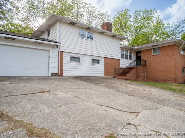 1302 Bingham Dr, Fayetteville, NC 28304