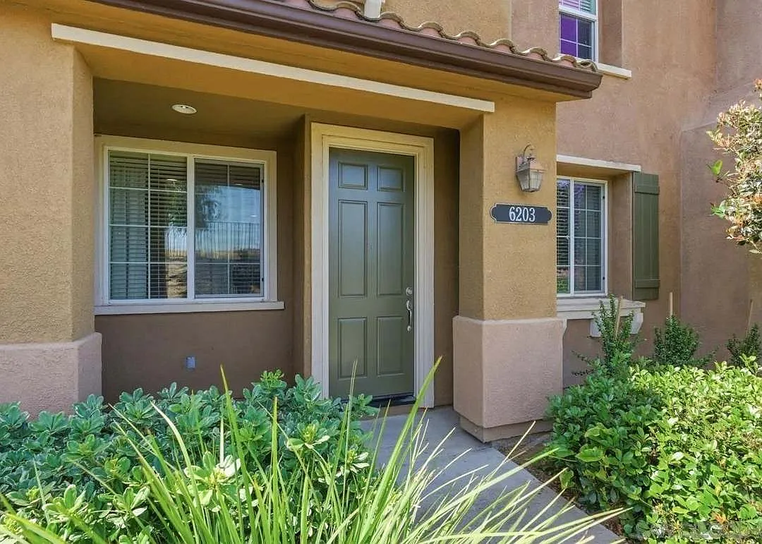 3 bed, 1476 sqft, $4,450 — Photo 3