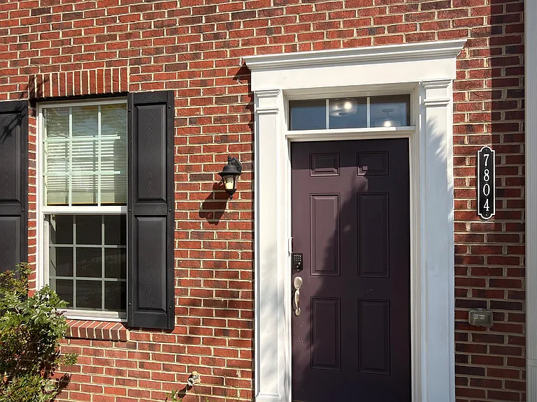 7804 Richard Halley Way — Photo 32