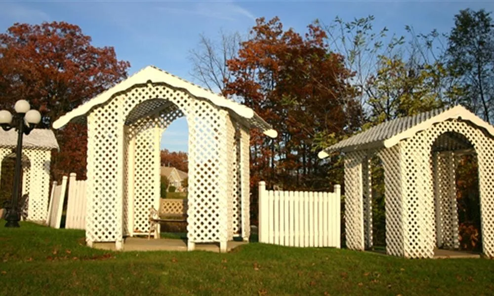 Ashberry Village Apartments — Photo 4