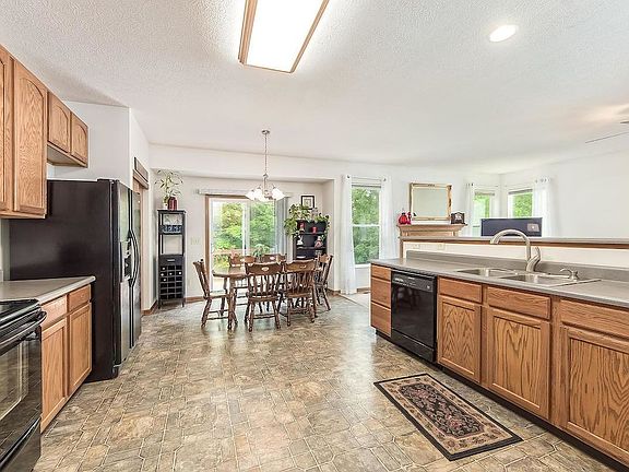4th image of 2403 Pleasant Colony Dr