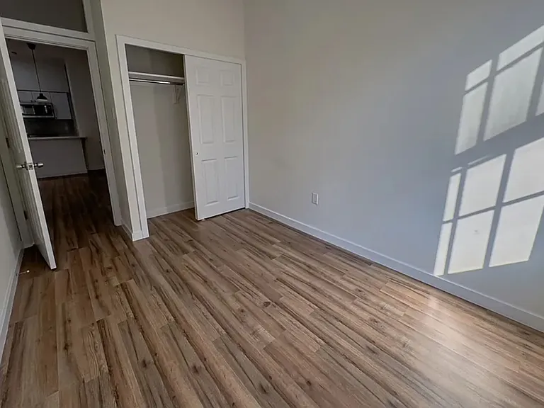 1525 Green St #2FF — Photo 6