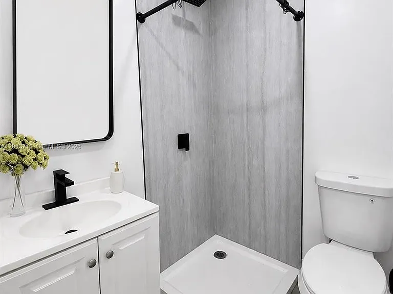 117 NE 115th St #1 — Photo 7