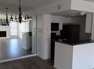 9520 Royal Ln #C-215, Dallas, TX 75243