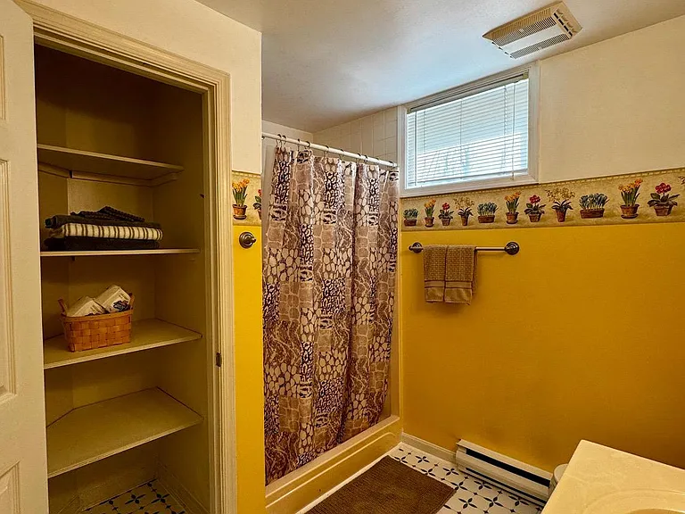8268 Rippling Branch Rd — Photo 16