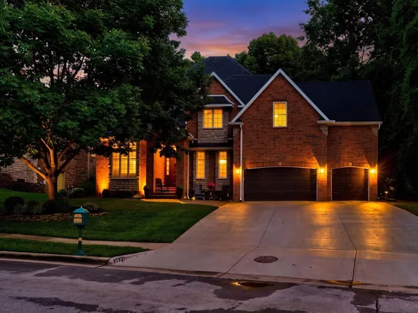 2361 S Celebration Avenue, Springfield, MO 65809