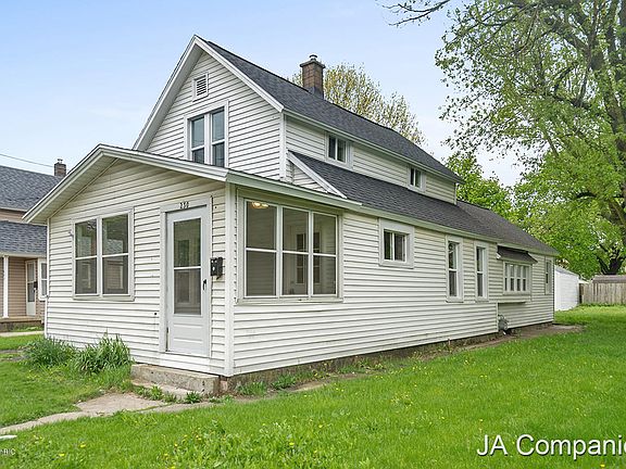 2nd image of 230 Ann St NE