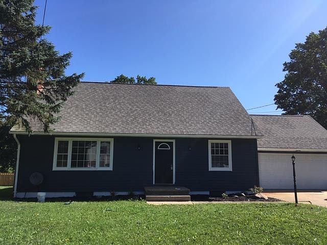 1st image of 1128 Columbus Cir S