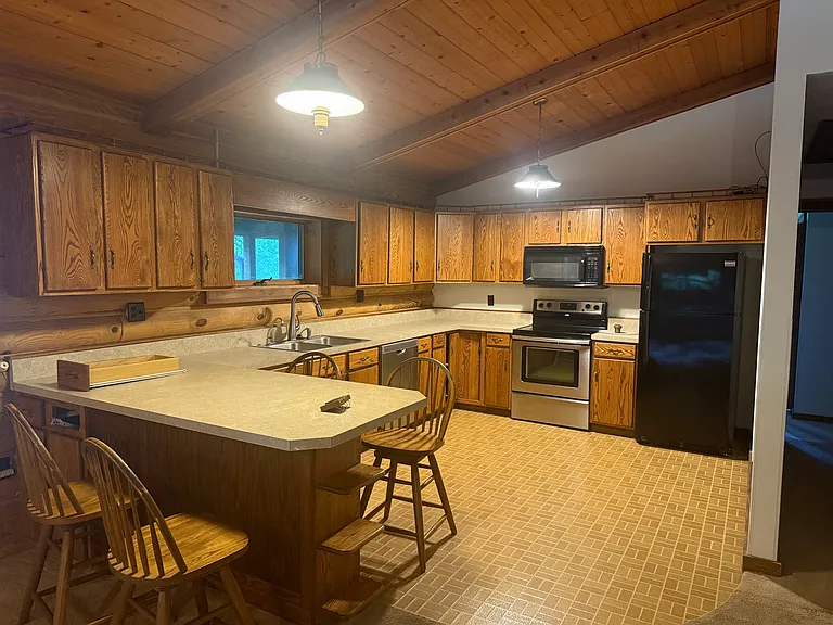 5170 Urbana Rd — Photo 9