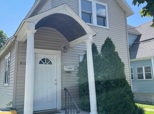 810 8th St NW, Grand Rapids, MI 49504