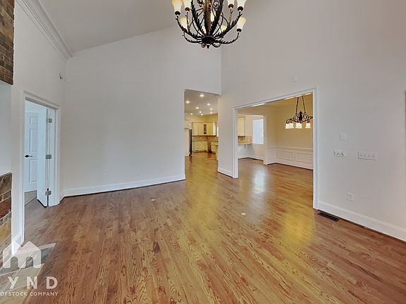 5th image of 1819 Luther St