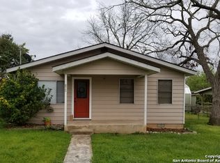 872 Josephine St, New Braunfels, TX 78130