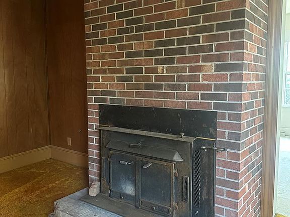 3rd image of 1723 N Main St