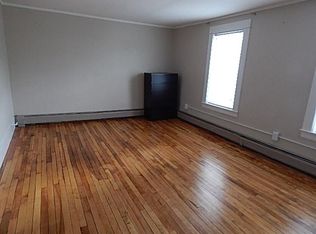 137 State St APT 1, Bangor, ME 04401