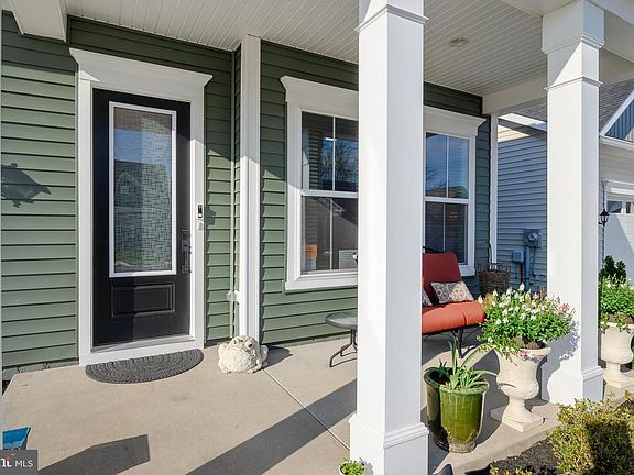 2nd image of 102 Woolgrass Ln