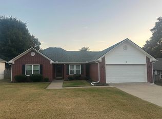 15 Farrah St, Ward, AR 72176