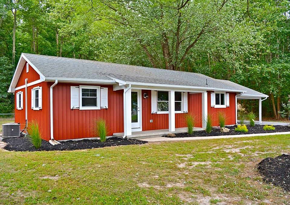 1st image of 31756 Stephen Dr