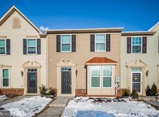 38 Mississippi Point, Falling Waters, WV 25419