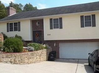 5316 Edds Ln, Cross Lanes, WV 25313