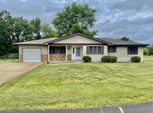 2 W Crestview Dr, O Fallon, MO 63366