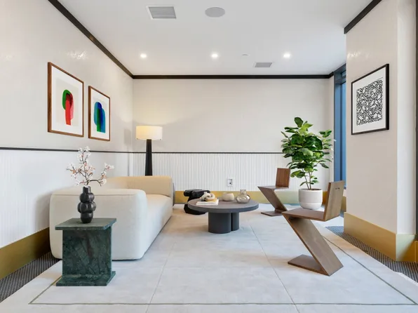 159 Boerum Street image 12 of 24