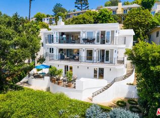 3411 Tareco Dr, Los Angeles, CA 90068