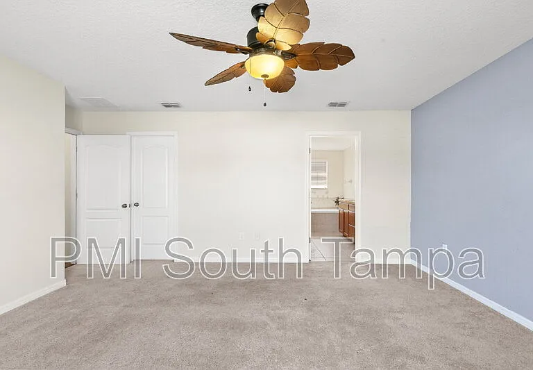 11403 Holmbridge Ln — Photo 19