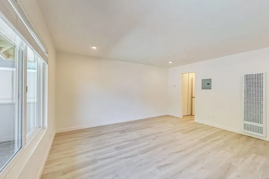 Studio Apartment - Amazing Location! — Photo 4