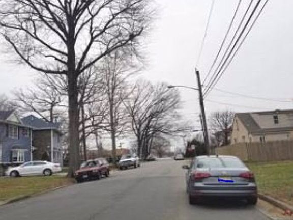 5th image of 102 Gracey St