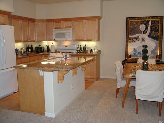 5th image of 160 Healdsburg Ave Unit C