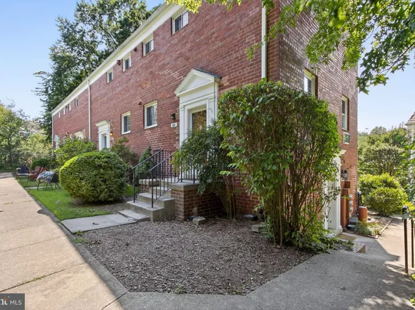 3221 Valley Dr #712, Alexandria, VA 22302