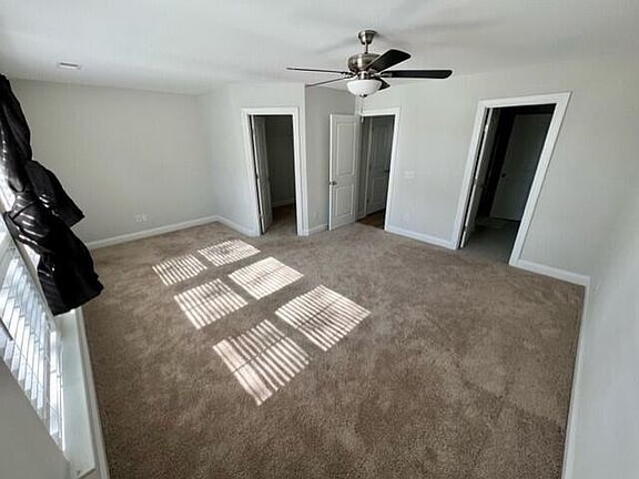 5th image of 1217 Tice Ln