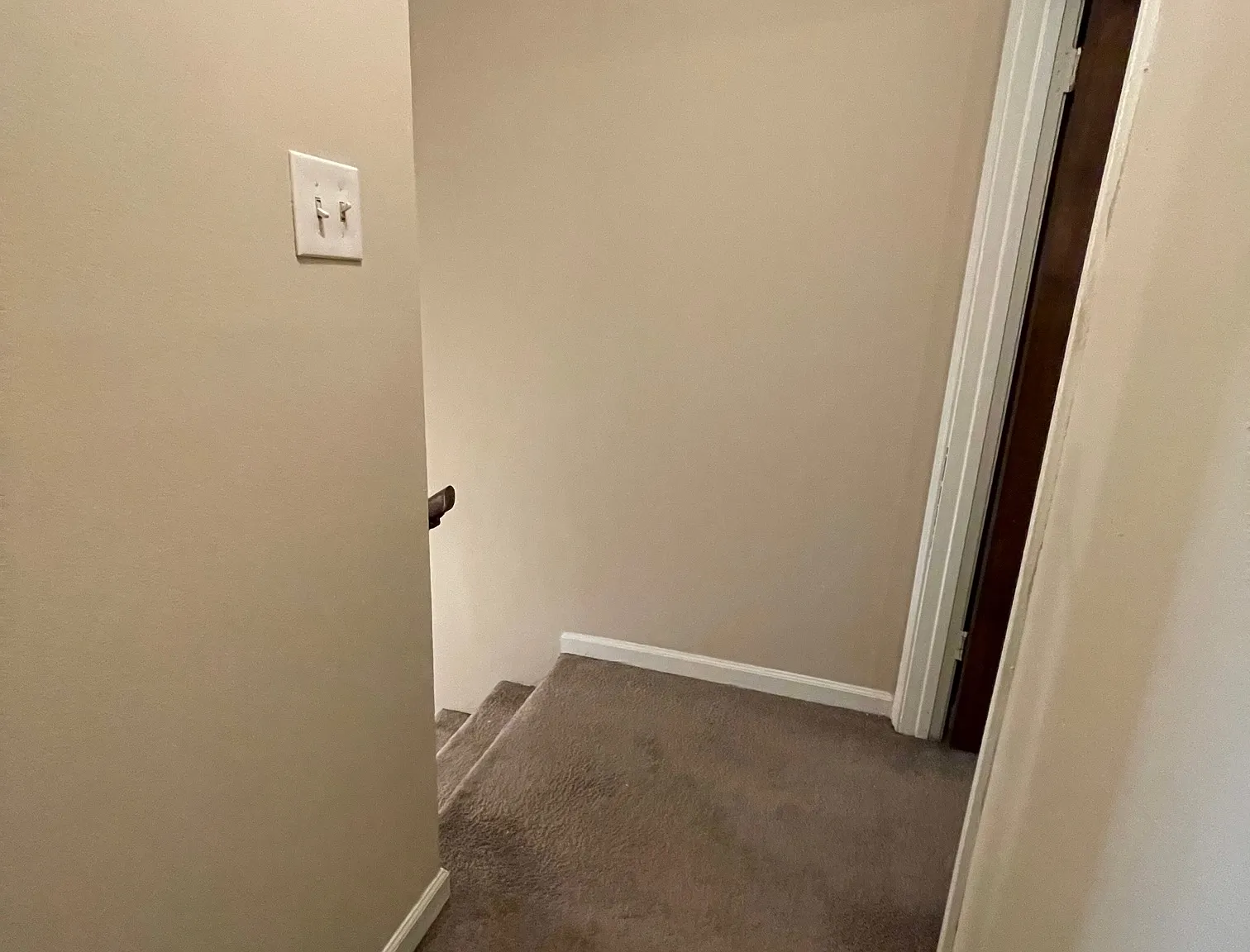 2 bed, 1.5 bath, 1100 sqft, $1,100 — Photo 4