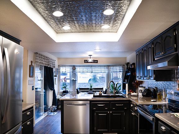 4th image of 3355 Neamar Dr