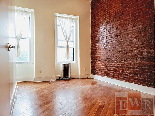 Rented by East Williamsburg Realty Inc | media 19