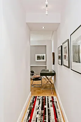 Sold by Century 21 Metropolitan | media 14