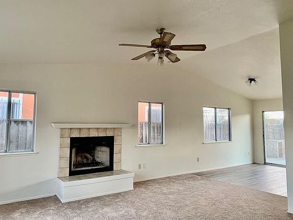 4th image of 1646 Munras St