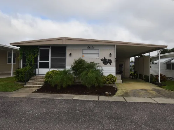 419 Molokai Ln, Largo, FL 33770